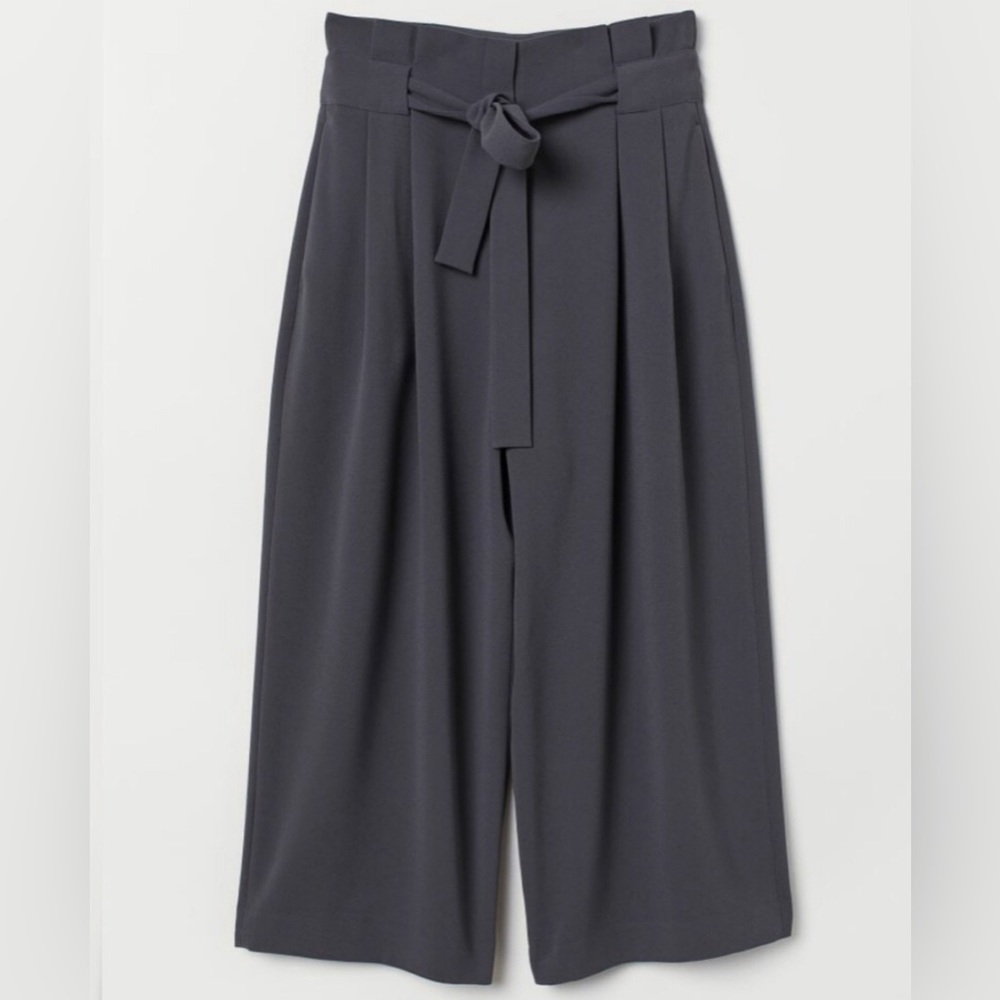 Elegant Gray Women's Wide-Leg Culottes